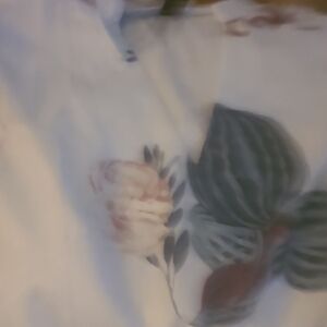 Men's Floral Casual Button Down Shirt - White and Green